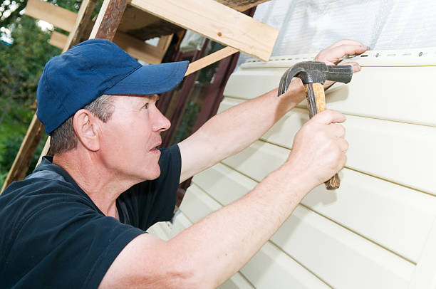 Storm Damage Siding Repair in Johnston, IA